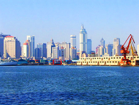 市。请根据以下提示,写一篇60词左右的作文。