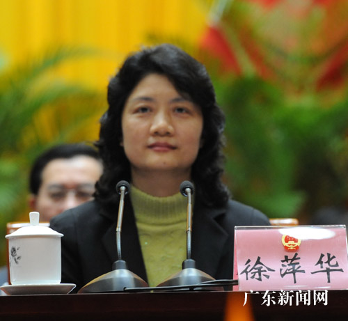 中央党校研究生,经济学硕士,2月12日接任中共肇庆市委书记.