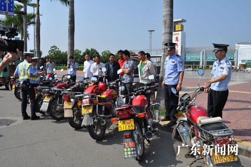 广东惠州火车站路地联合整治迎国庆
