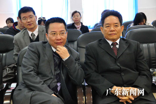 深圳组织校长教师观摩福南小学新课堂课改模式