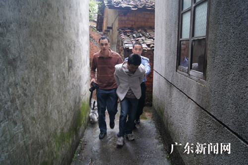 广东韶关一男子屡犯强奸案 被抓自称变态狂(图)