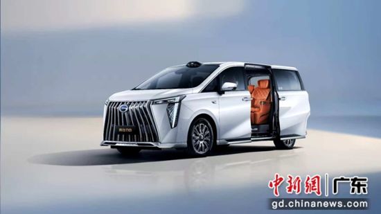广汽传祺向往M8宗师日前上市。(广汽集团 供图) 广汽传祺向往M8宗师日前上市。(广汽集团 供图)