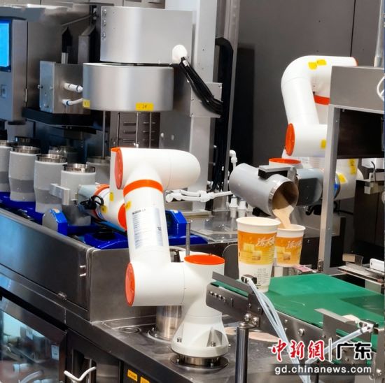 操作现场。通讯员 供图 操作现场。通讯员 供图