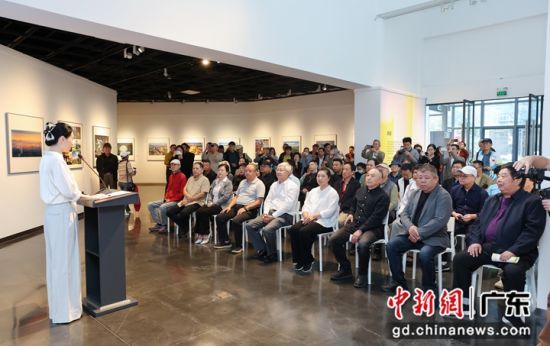 开幕式现场。主办方供图 开幕式现场。主办方供图