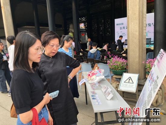 获奖作品在研讨会现场同步展出。通讯员供图 获奖作品在研讨会现场同步展出。通讯员供图