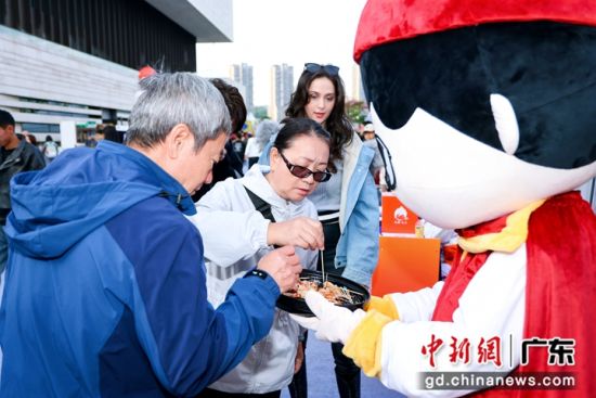 2025珠港澳美食嘉年华现场。格力集团 供图 2025珠港澳美食嘉年华现场。格力集团 供图