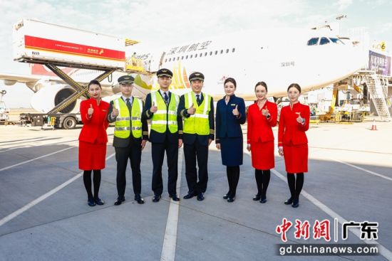 �׺������Ա������ ��