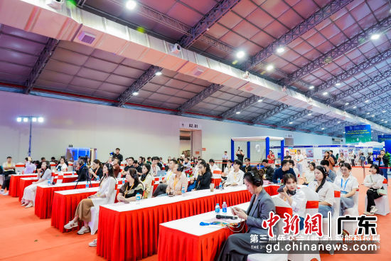 第三届侨交会(越南)智能科技展现场。 主办方供图 第三届侨交会(越南)智能科技展现场。 主办方供图