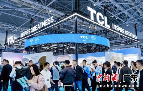 首届全球智能机械与电子产品博览会(AIE)在珠海、澳门双城开幕。通讯员 供图 首届全球智能机械与电子产品博览会(AIE)在珠海、澳门双城开幕。通讯员 供图