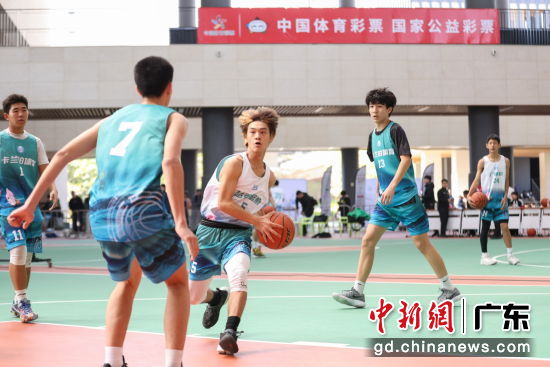 比赛现场。通讯员 供图 比赛现场。通讯员 供图