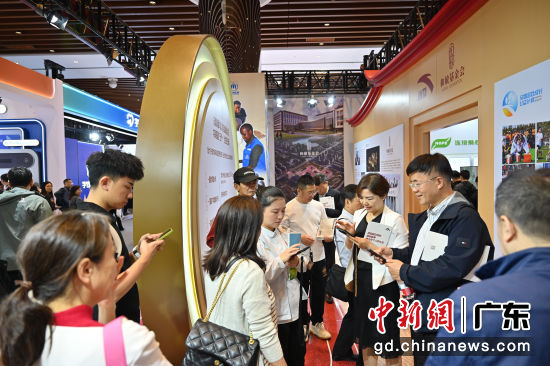 ��̤���Ź��漰���ź��������˫����ƽ̨���ϲ�չ����Ļ���������˲��ٹ�չ�ߡ��³��� ��