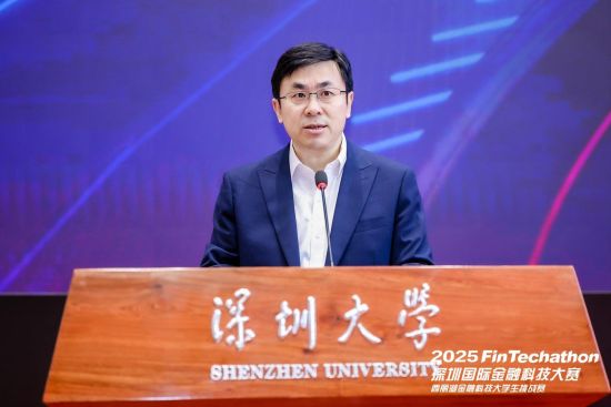 ͼΪ���ڴ�ѧ��У���������´ǡ�