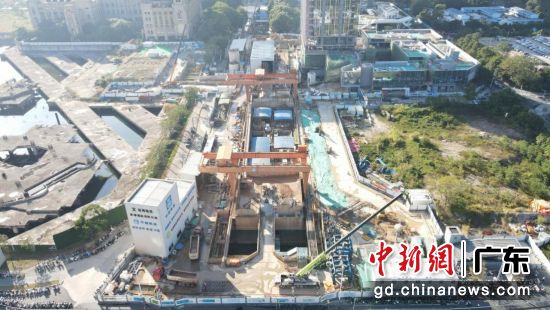 ʩ���ֳ���ͨѶԱ ��ͼ