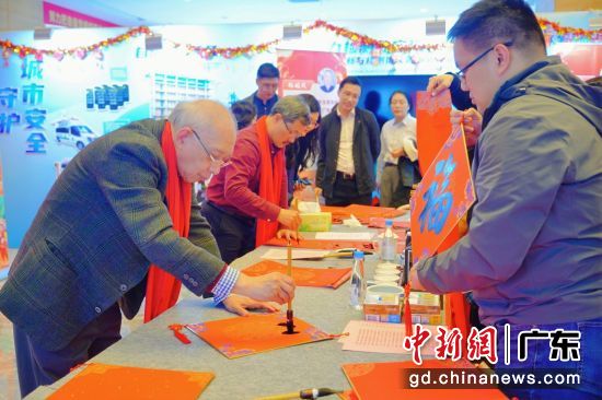 活动现场。 主办方 供图 活动现场。 主办方 供图