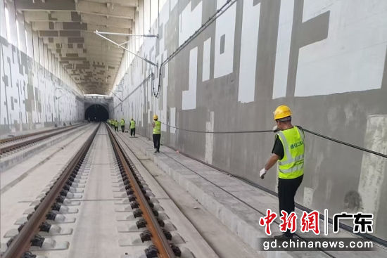 ����ɽ�º�����ʩ���������տ������������ֳ��� ͨѶԱ ��ͼ