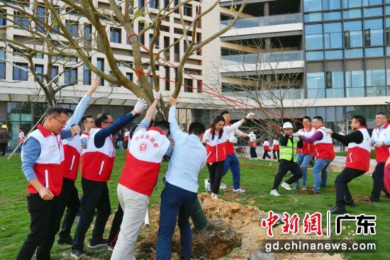 �㶫˳�¾��С������㶫�������С�־Ը�ж��������н����� ��ͼ