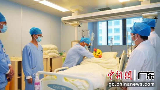 ��֢ҽѧ�Ƹ���������ŶӲ鷿���ű� ��