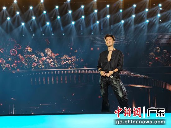 �ݳ����ֳ������췽��ͼ