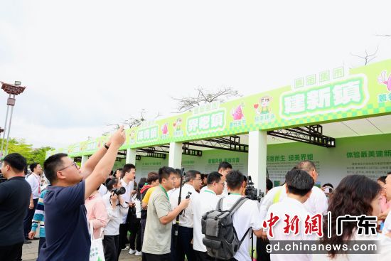 �չ����ͷӿӿ������췽��ͼ