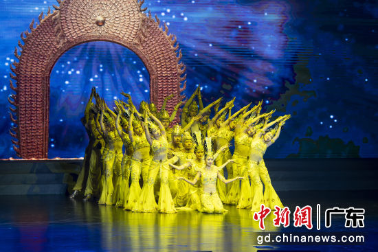 演出现场。李信成 摄 演出现场。李信成 摄