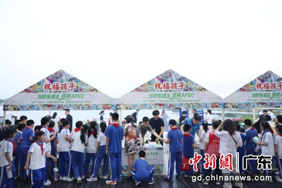 系列实事主题市集。 主办方供图 系列实事主题市集。 主办方供图