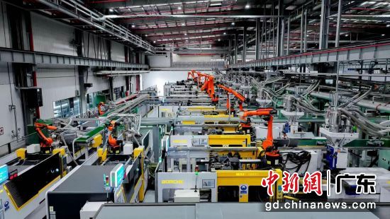 智能工厂。受访方供图 智能工厂。受访方供图