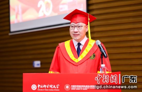 刘陈立致辞。深圳先进院供图 刘陈立致辞。深圳先进院供图