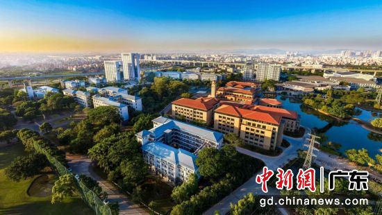 广东外语外贸大学南国商学院校园风光。通讯员供图 广东外语外贸大学南国商学院校园风光。通讯员供图