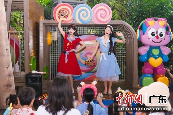 特色演出现场。广东千古情景区 供图 特色演出现场。广东千古情景区 供图