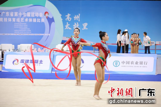 广东省运会艺术体操比赛在茂名高州市举行。主办方供图 广东省运会艺术体操比赛在茂名高州市举行。主办方供图
