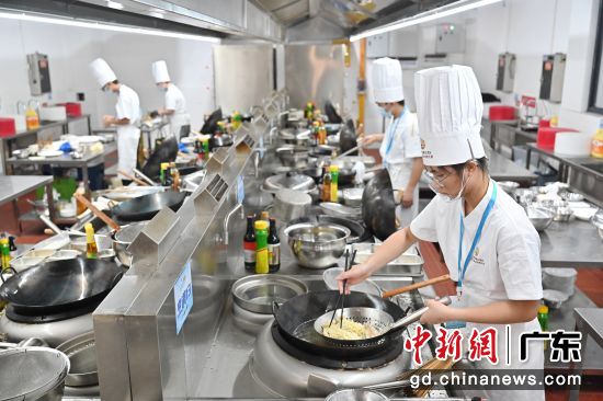 大赛现场。 记者 陈楚红 摄 大赛现场。 记者 陈楚红 摄
