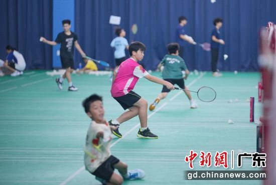 友谊赛现场。 赛事组委会 供图 友谊赛现场。 赛事组委会 供图