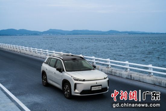 截至9月,埃安i60已连续6个月月销量破万辆。广汽集团 供图 截至9月,埃安i60已连续6个月月销量破万辆。广汽集团 供图