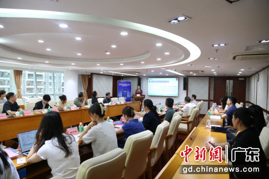 发布会在广州举行。广州市社科院 供图 发布会在广州举行。广州市社科院 供图