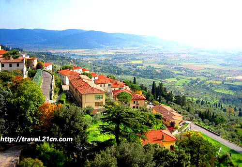 科尔托纳:在托斯卡尼艳阳下沉醉