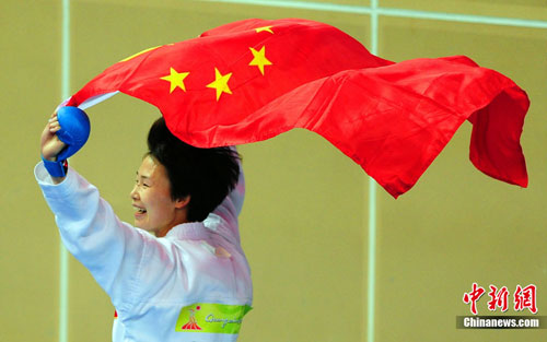 李红夺得亚运空手道女子50公斤级金牌