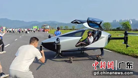 �㶫��ƽ������ǧ���������� �����ο��Էɵ���eVTOL����� ��