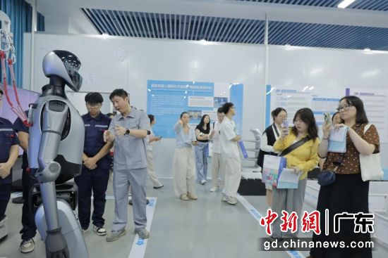 ý���Ųηù��Ժ�麣У�����ܻ����˹��ʻ������Ͳ����ں�ʵ�����ġ����Ժ��ͼ