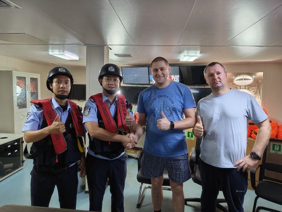 տ���߼조һ��һ�ߡ�������������������Чͨ�ء�ͨѶԱ��ͼ